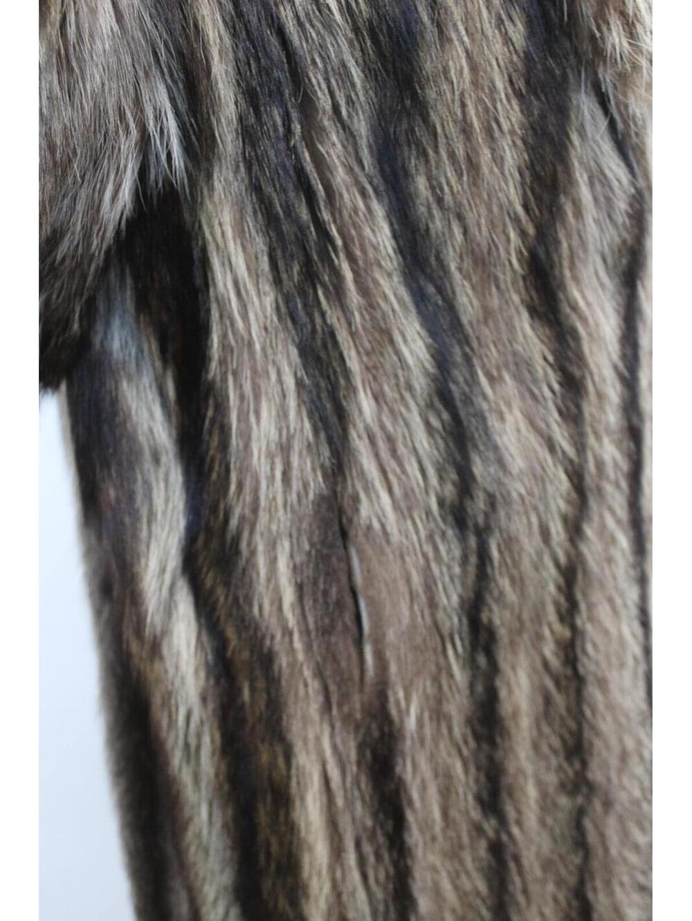 Scrap Item: Canadian Racoon Raccoon Fur Coat Jacket Women Woman Size N/A - Picture 6 of 6